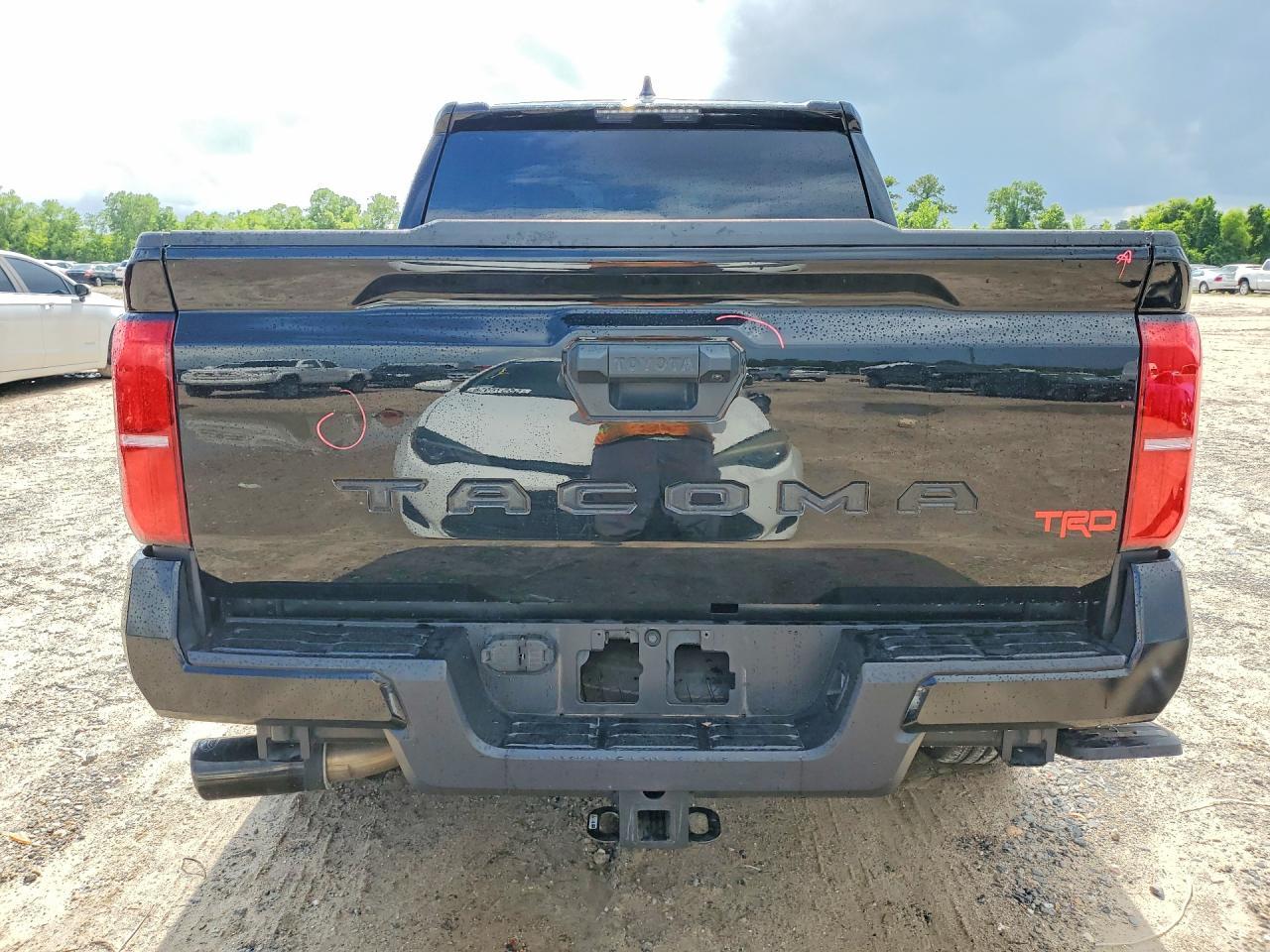 2025 Toyota Tacoma Trd Sport - Image 6