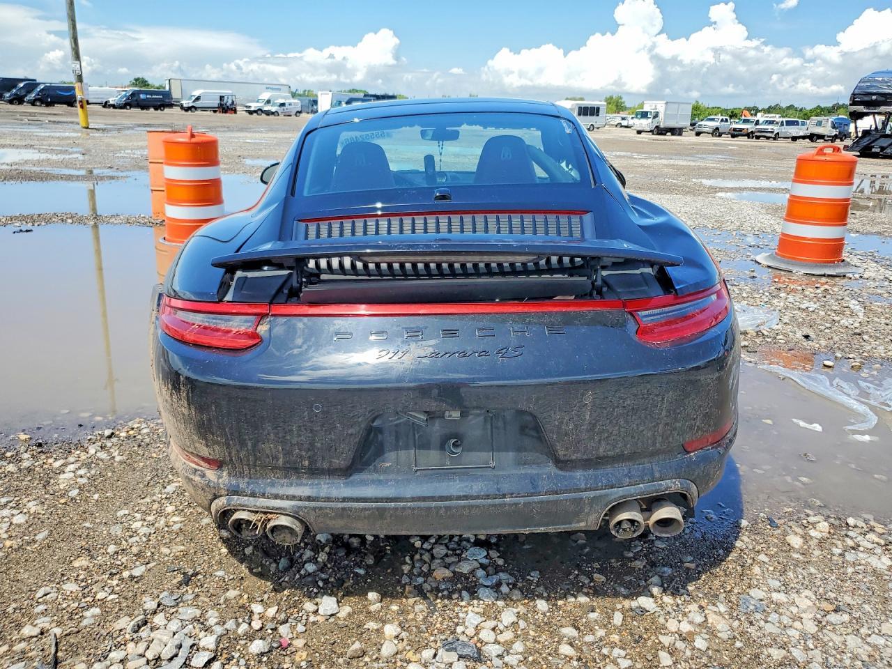 2019 Porsche 911 Carrera S - Image 6