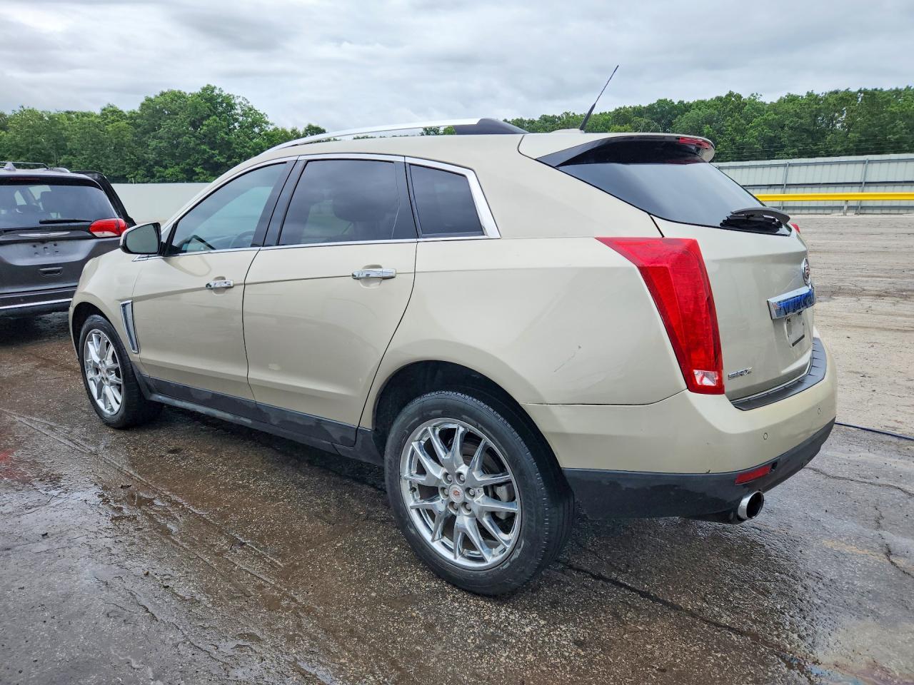 2015 Cadillac Srx Premium Collection - Image 2