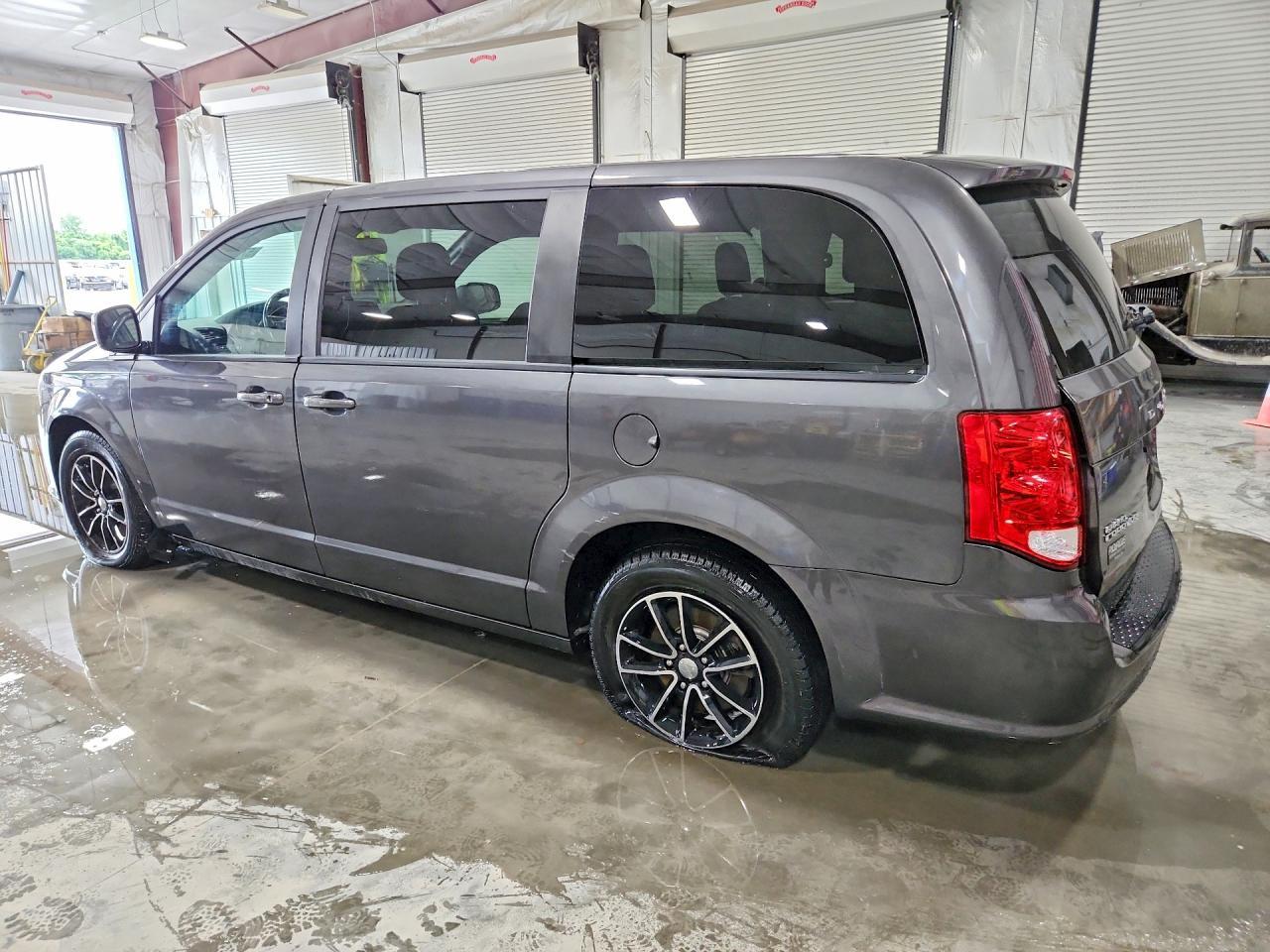2019 Dodge Grand Caravan Se - Image 2