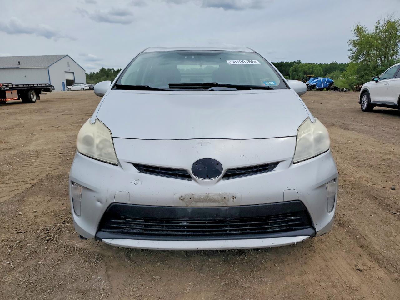 2013 Toyota Prius Two - Image 5
