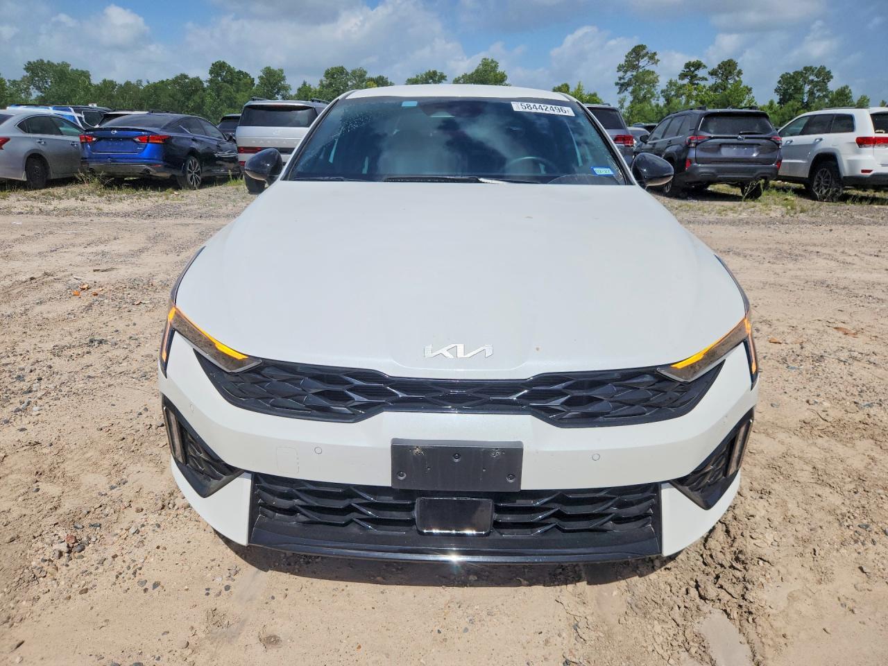 2025 Kia K5 Gt Line - Image 5