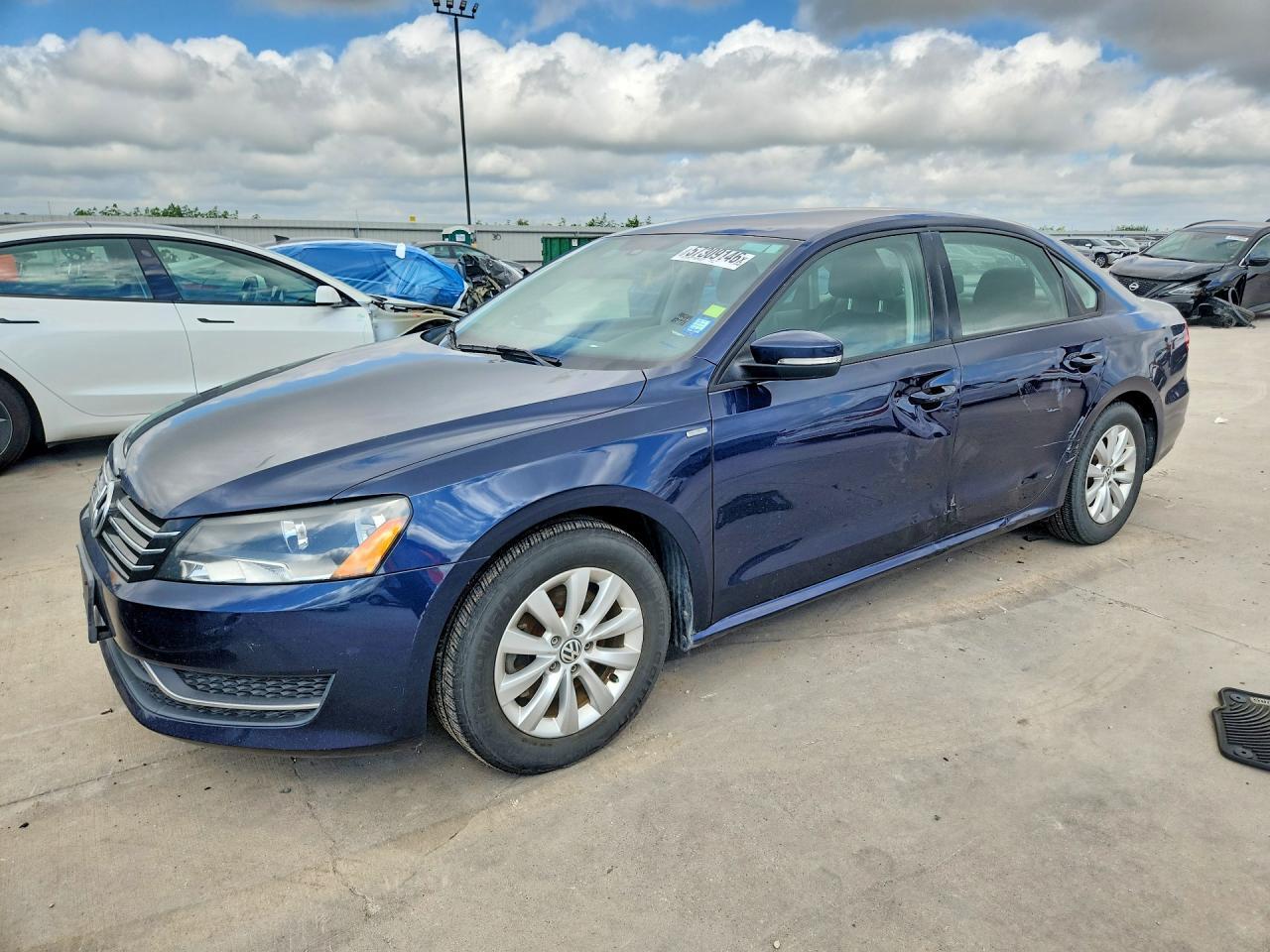2015 Volkswagen Passat S