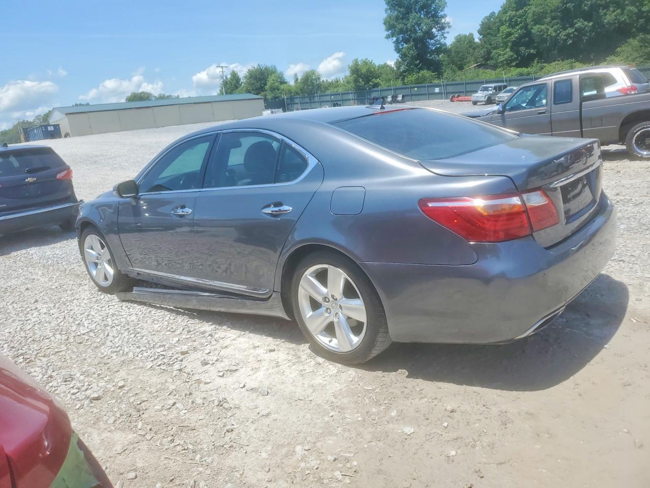 2012 Lexus Ls 460 - Image 2