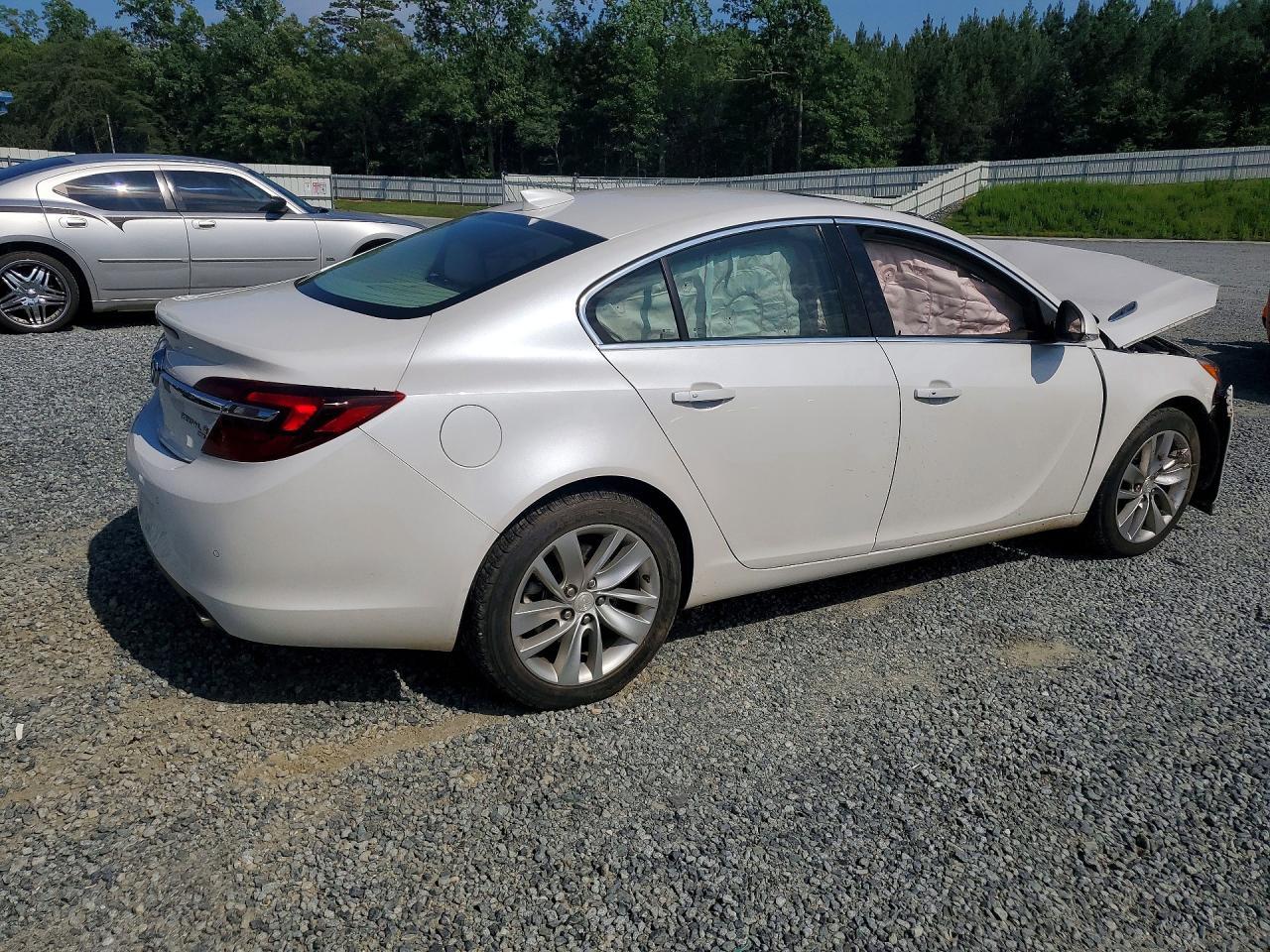 2016 Buick Regal Premium - Image 3