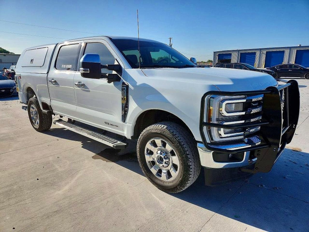 2025 Ford F250 Super Duty - Image 4