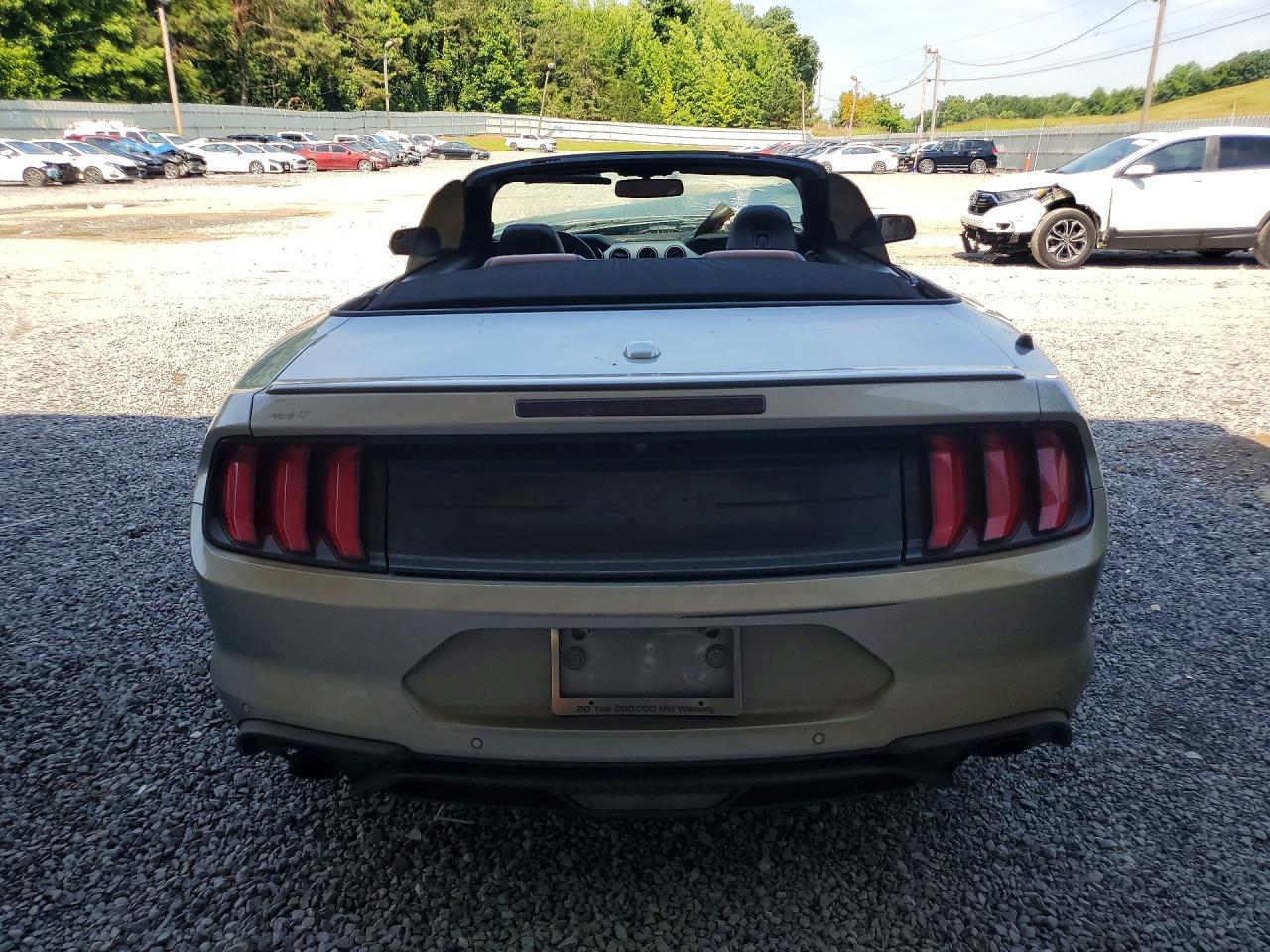 2020 Ford Mustang - Image 6