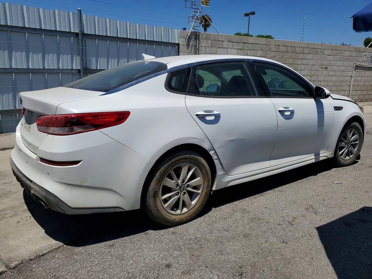 2019 Kia Optima Lx - Image 3