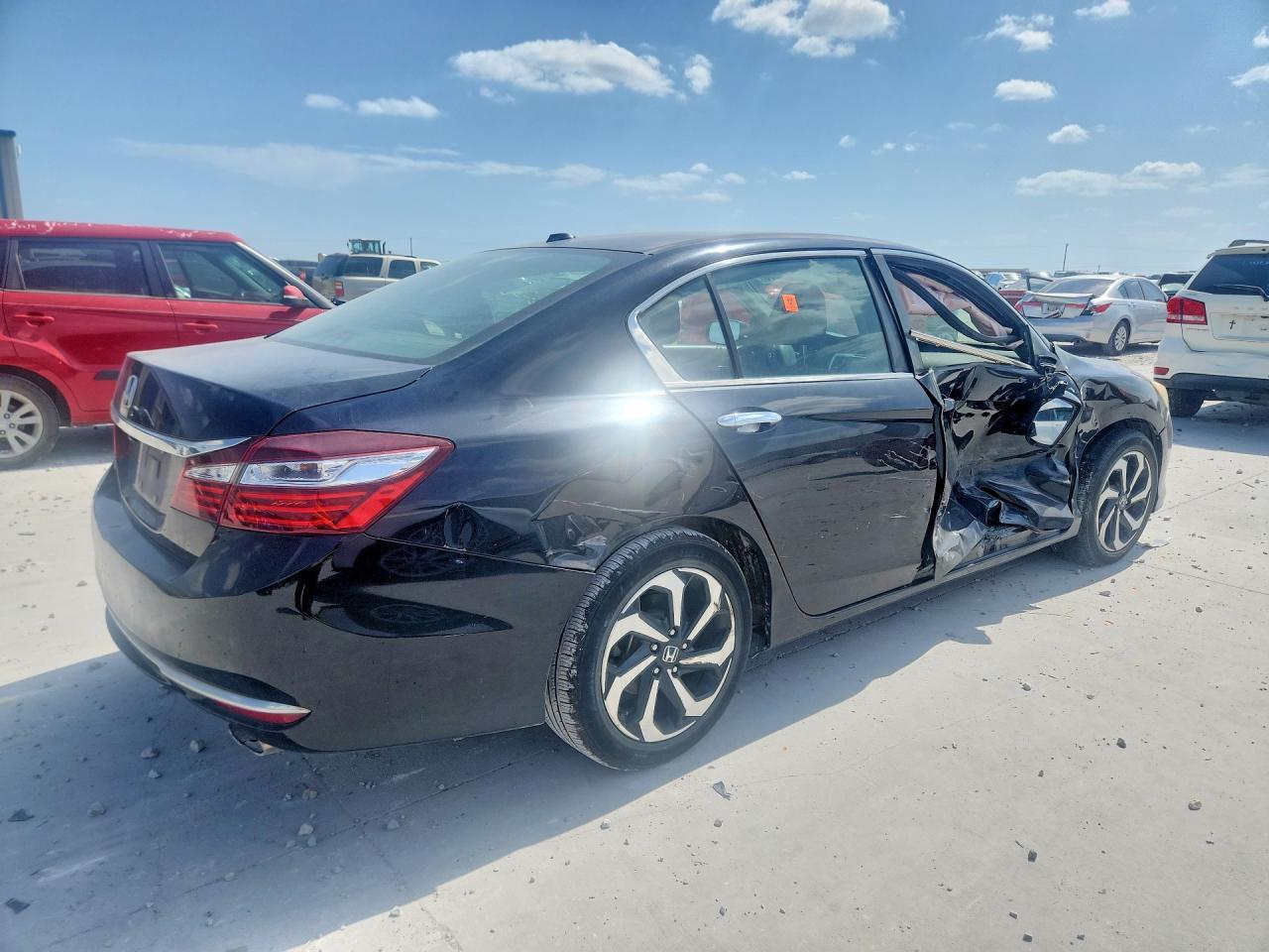 2017 Honda Accord Ex - Фото 3