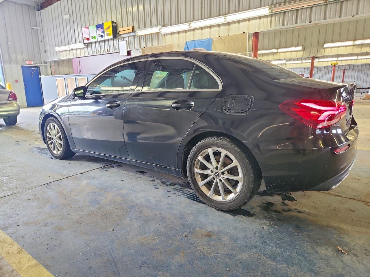 2020 Mercedes-Benz A 220 - Image 2