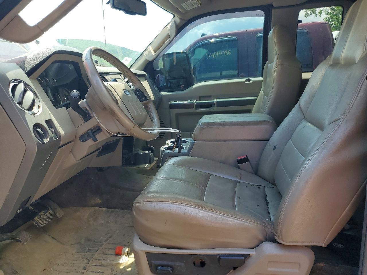 2010 Ford F250 Super Duty - Image 7