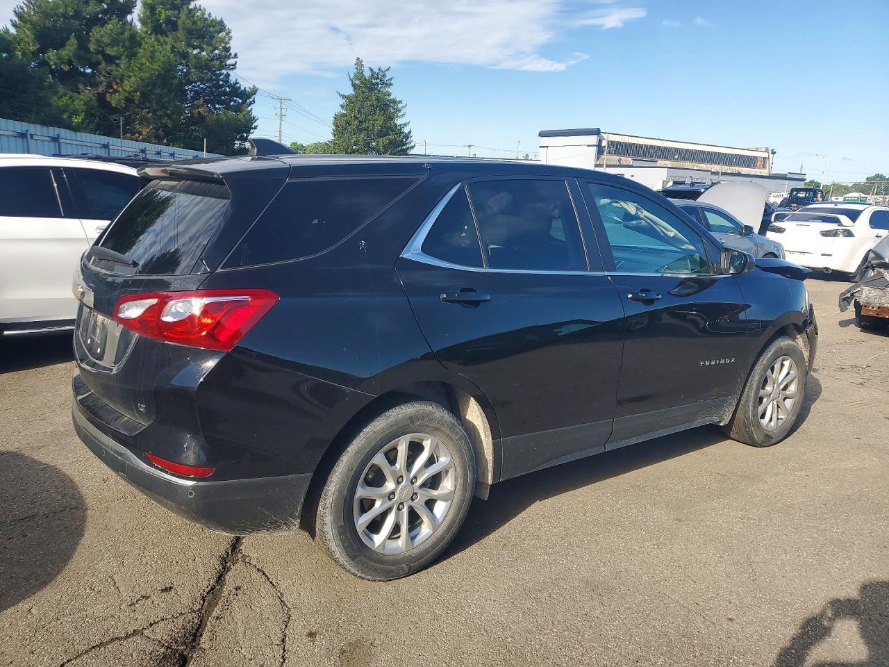 2021 Chevrolet Equinox Lt - Фото 3