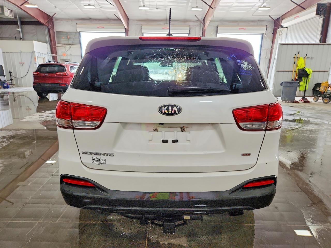 2016 Kia Sorento Lx - Фото 6