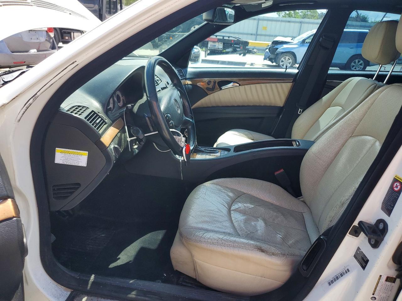 2009 Mercedes-Benz E 550 - Фото 7