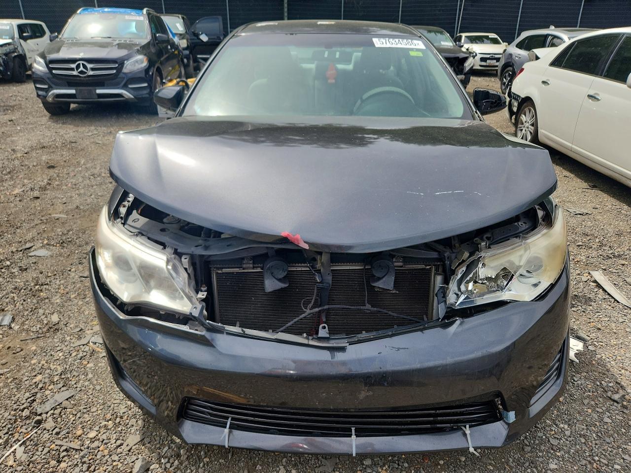 2012 Toyota Camry Le - Фото 5