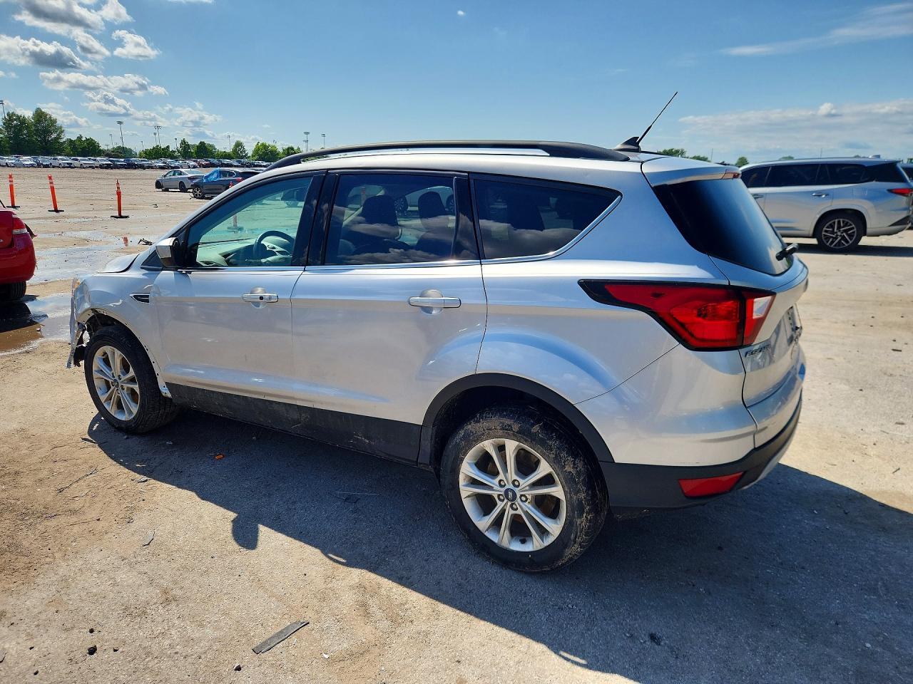 2019 Ford Escape Sel - Фото 2
