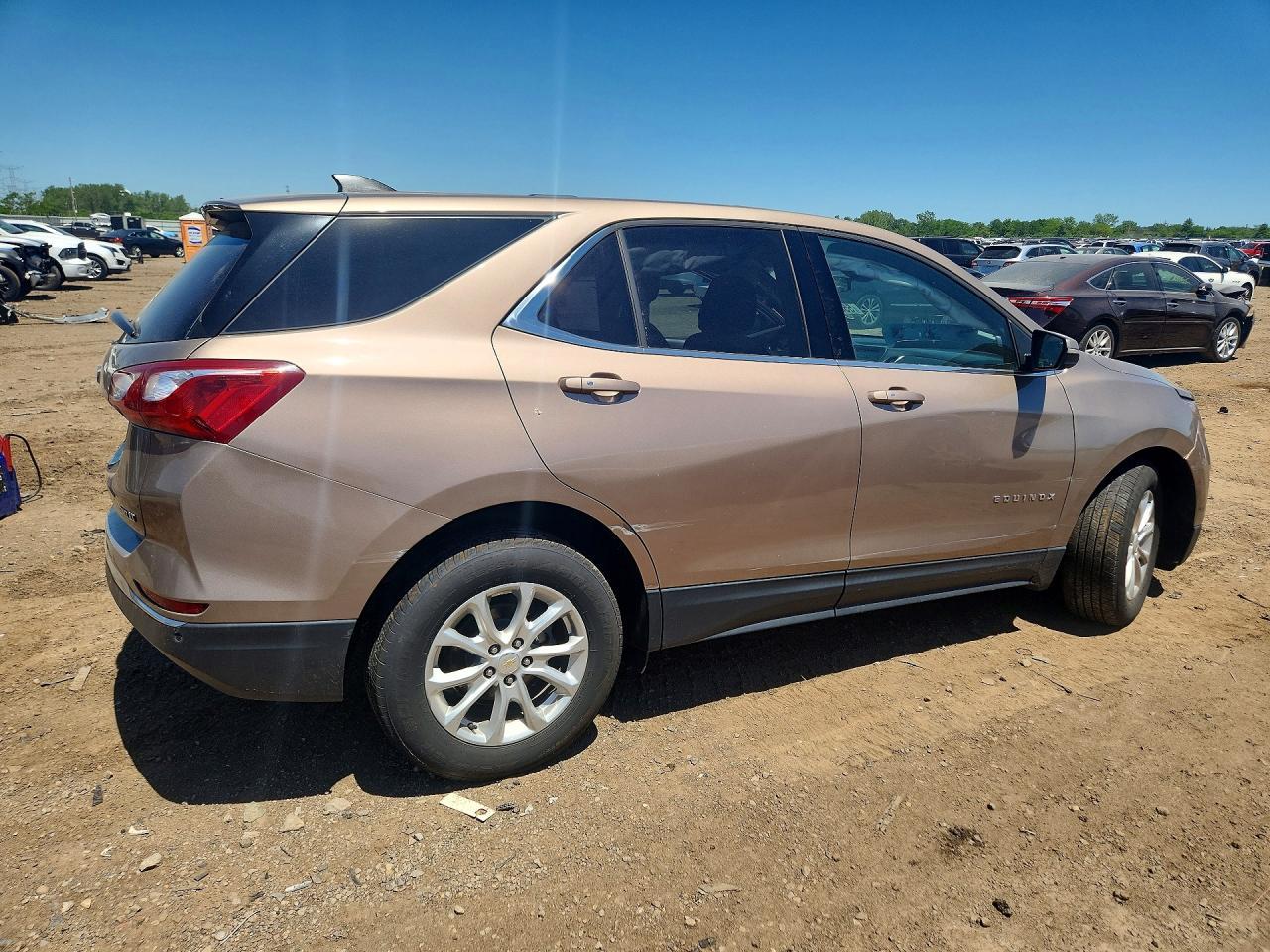 2018 Chevrolet Equinox Lt - Фото 3