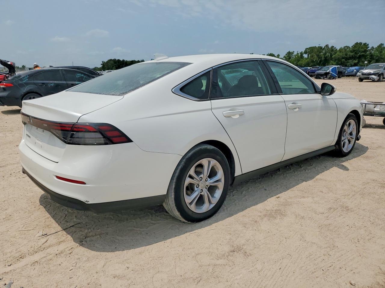 2025 Honda Accord Lx - Фото 3