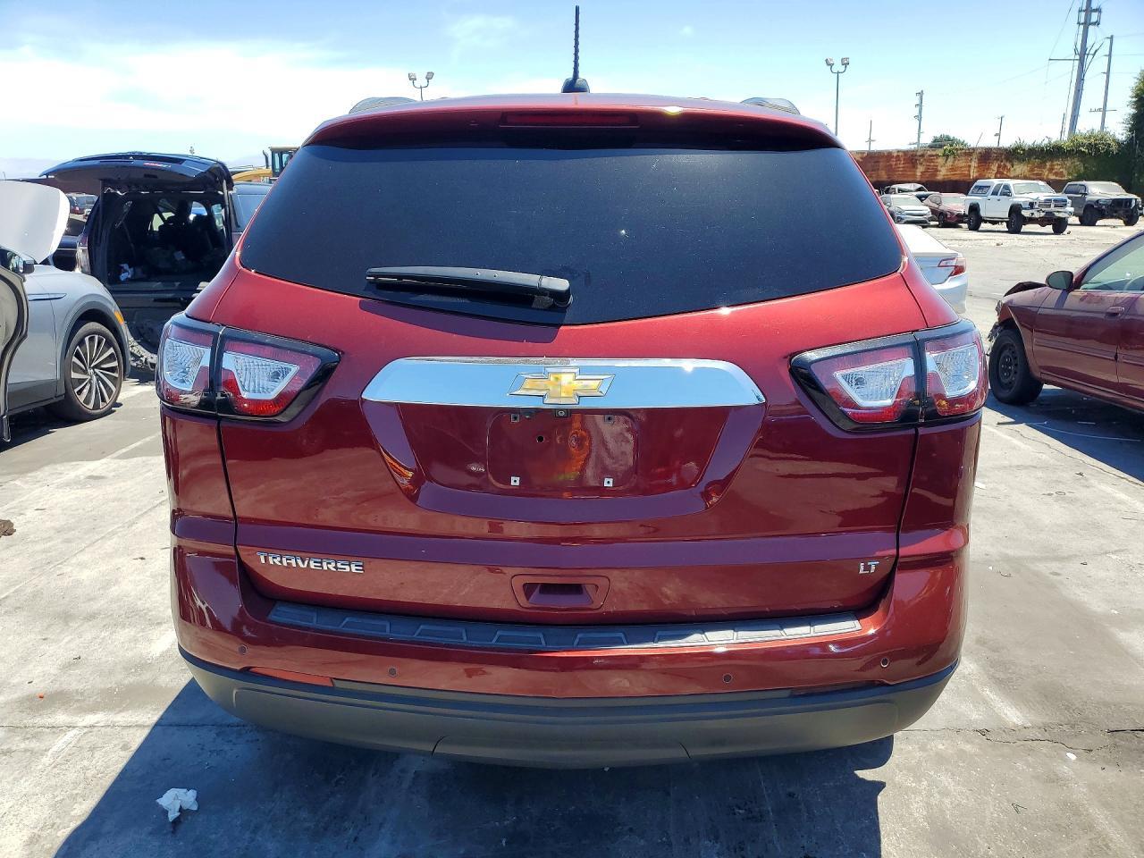 2017 Chevrolet Traverse Lt - Фото 6
