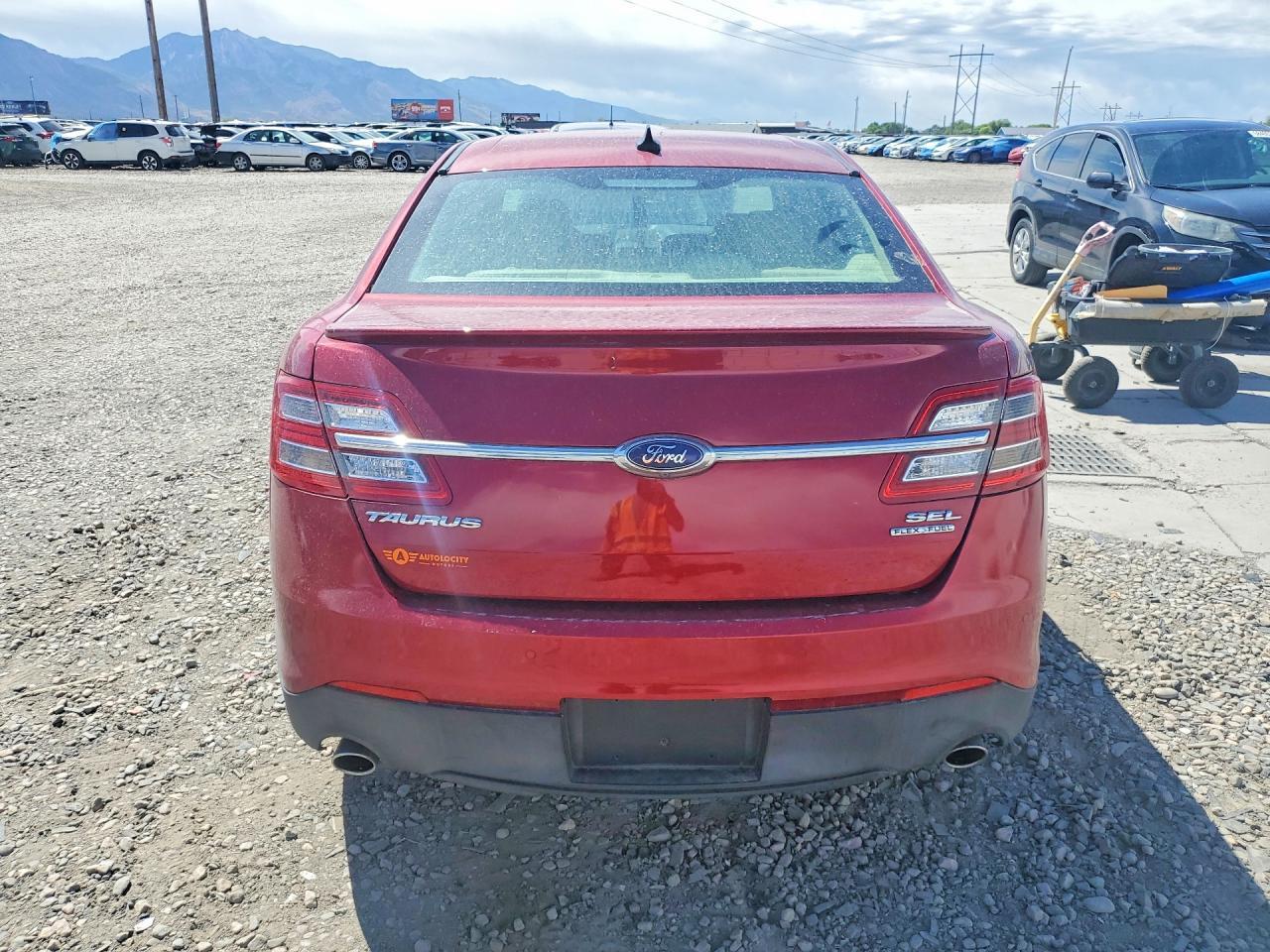 2016 Ford Taurus Sel - Image 6