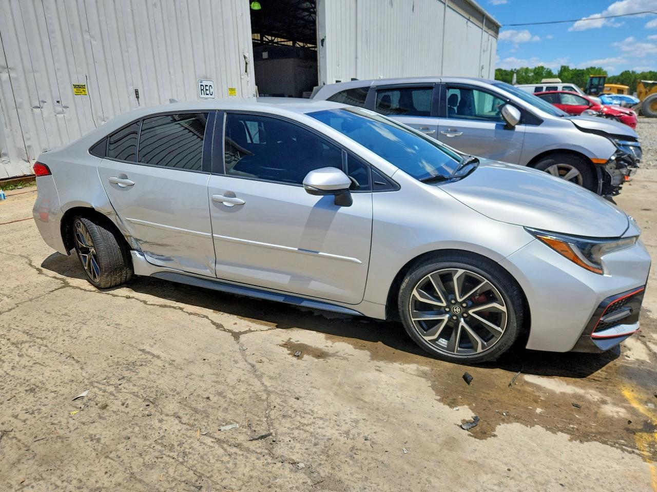 2020 Toyota Corolla Se - Фото 4