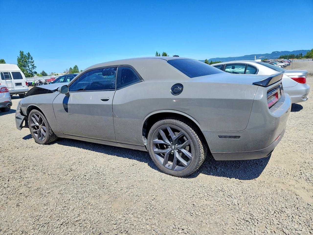 2020 Dodge Challenger Sxt - Фото 2