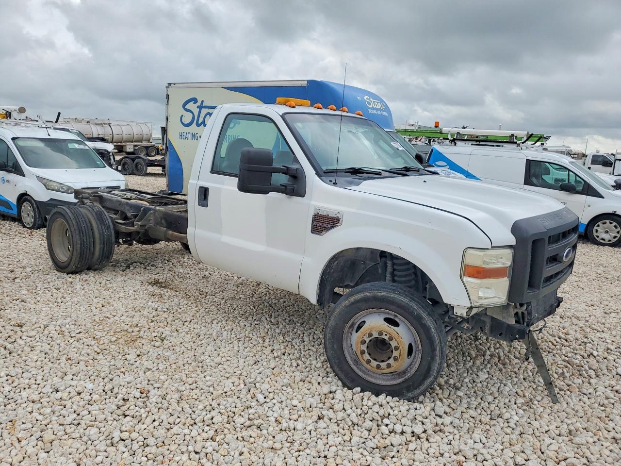 2010 Ford F450 Super Duty - Фото 4