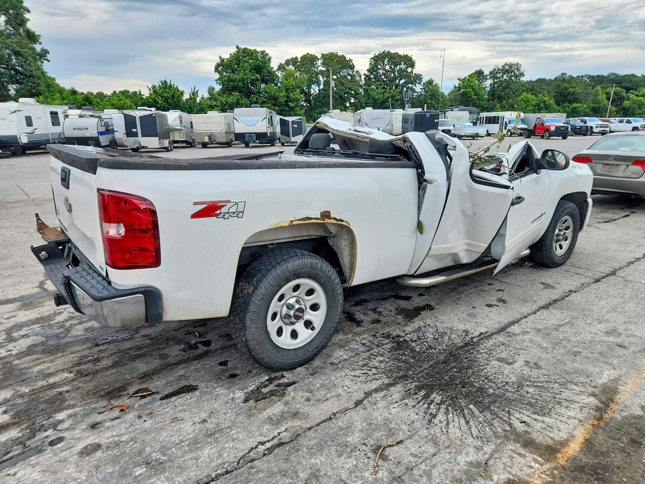 2008 Chevrolet Silverado K1500 - Фото 3
