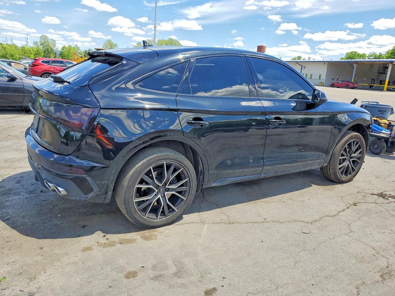 2024 Audi Sq5 Sportback Premium Plus - Image 3