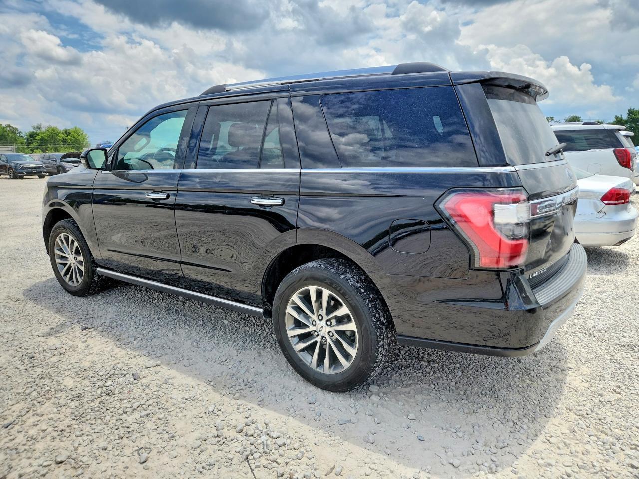 2018 Ford Expedition Limited - Image 2