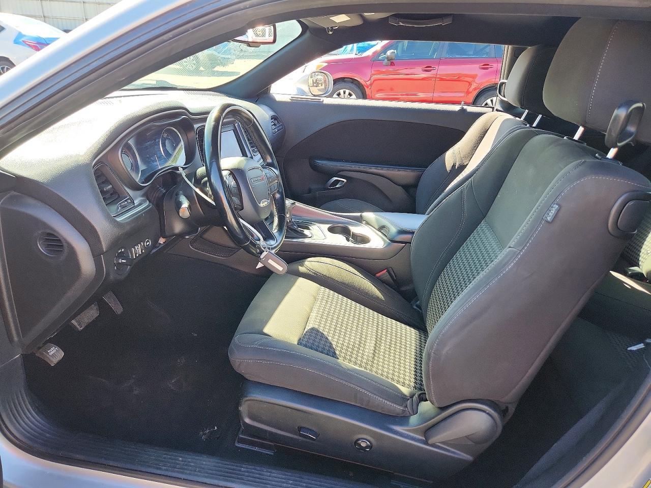 2020 Dodge Challenger Sxt - Image 7