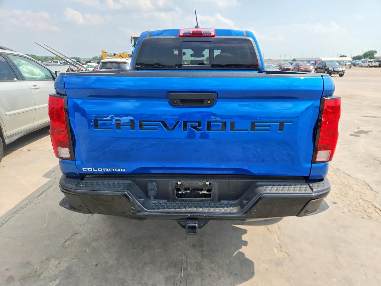 2023 Chevrolet Colorado Trail Boss - Фото 6