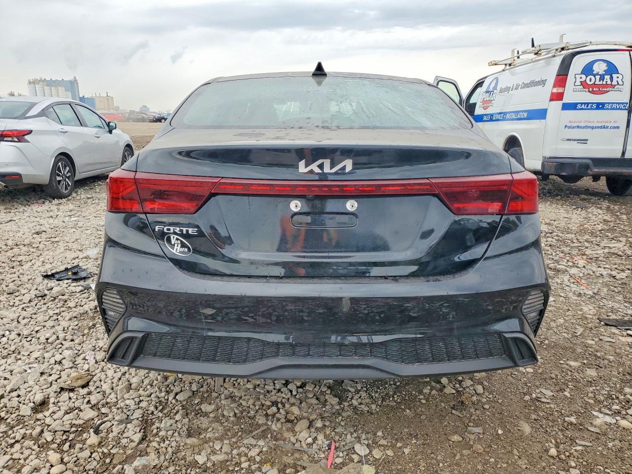 2024 Kia Forte Lxs - Image 6