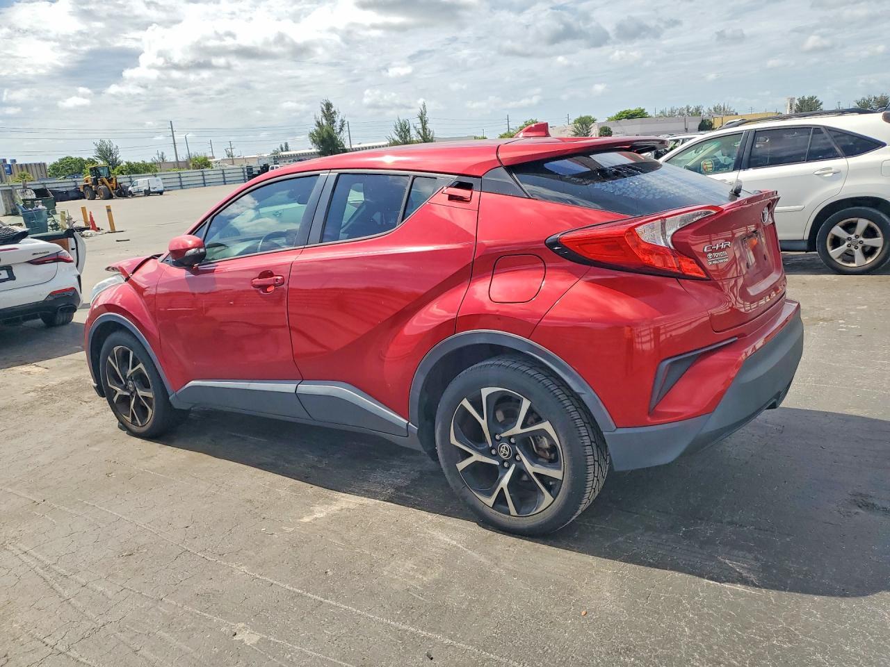 2020 Toyota C-Hr Xle - Фото 2