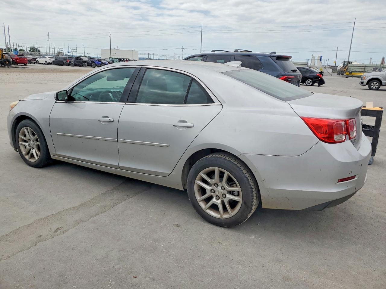 2016 Chevrolet Malibu Limited Lt - Фото 2