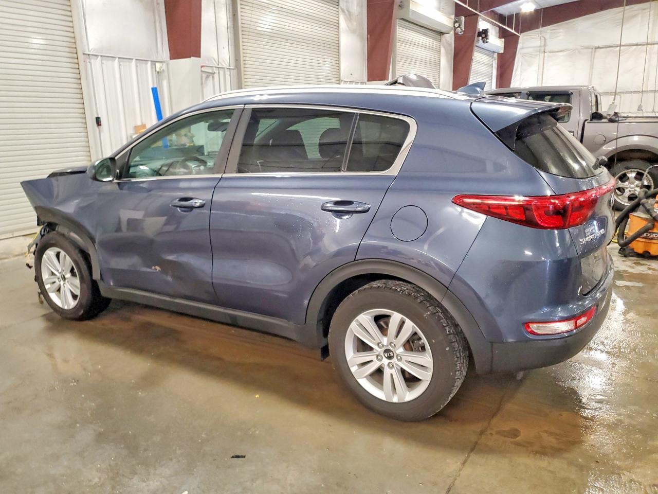 2018 Kia Sportage Lx - Image 2