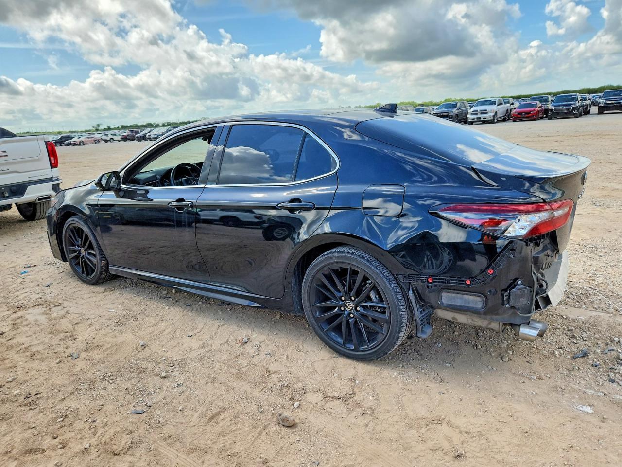 2023 Toyota Camry Xse - Фото 2