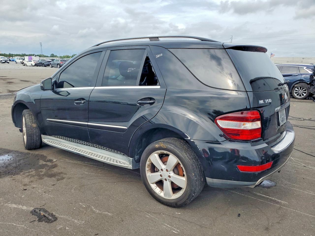 2011 Mercedes-Benz Ml 350 - Image 2