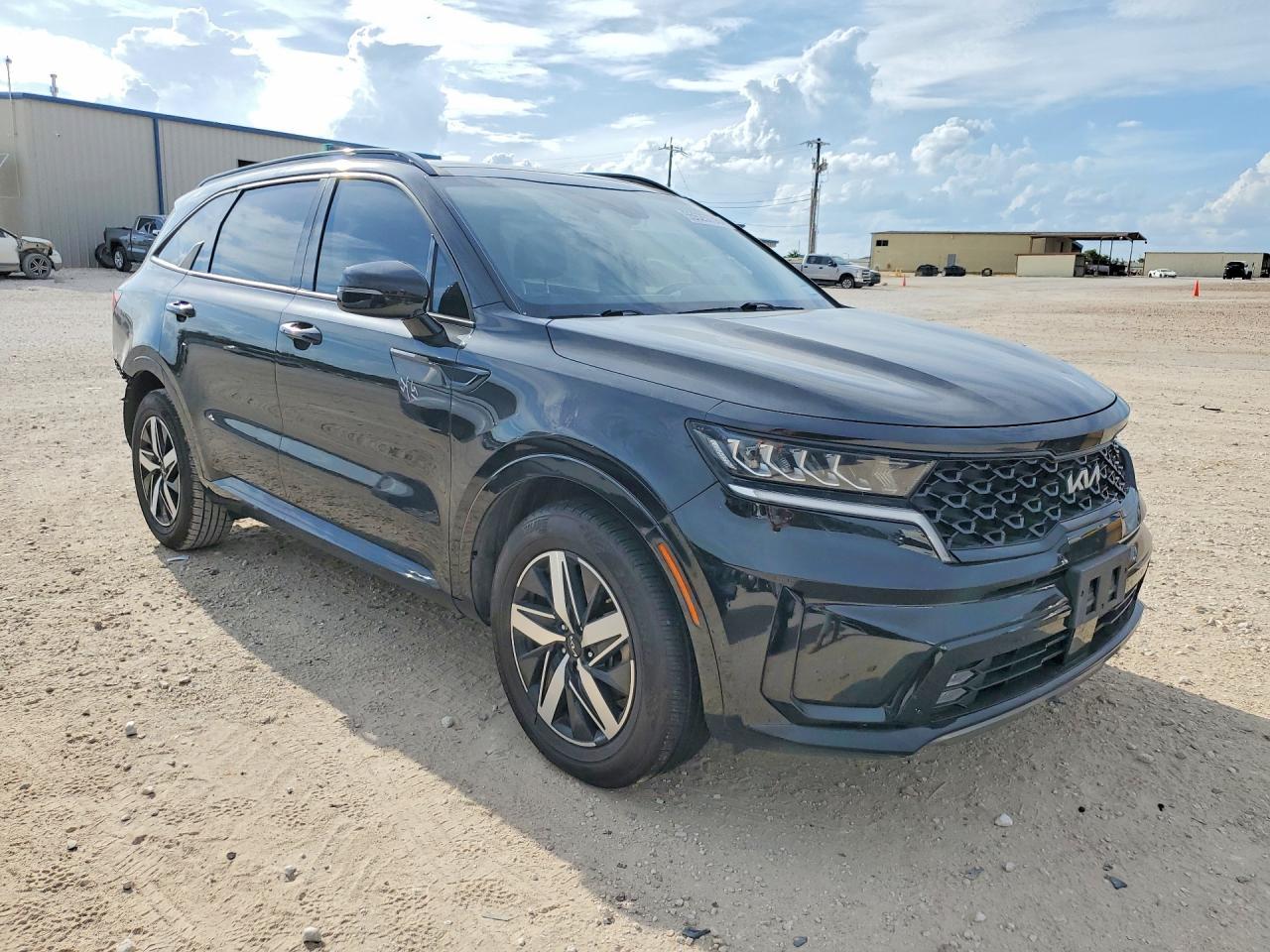 2022 Kia Sorento Ex - Image 4