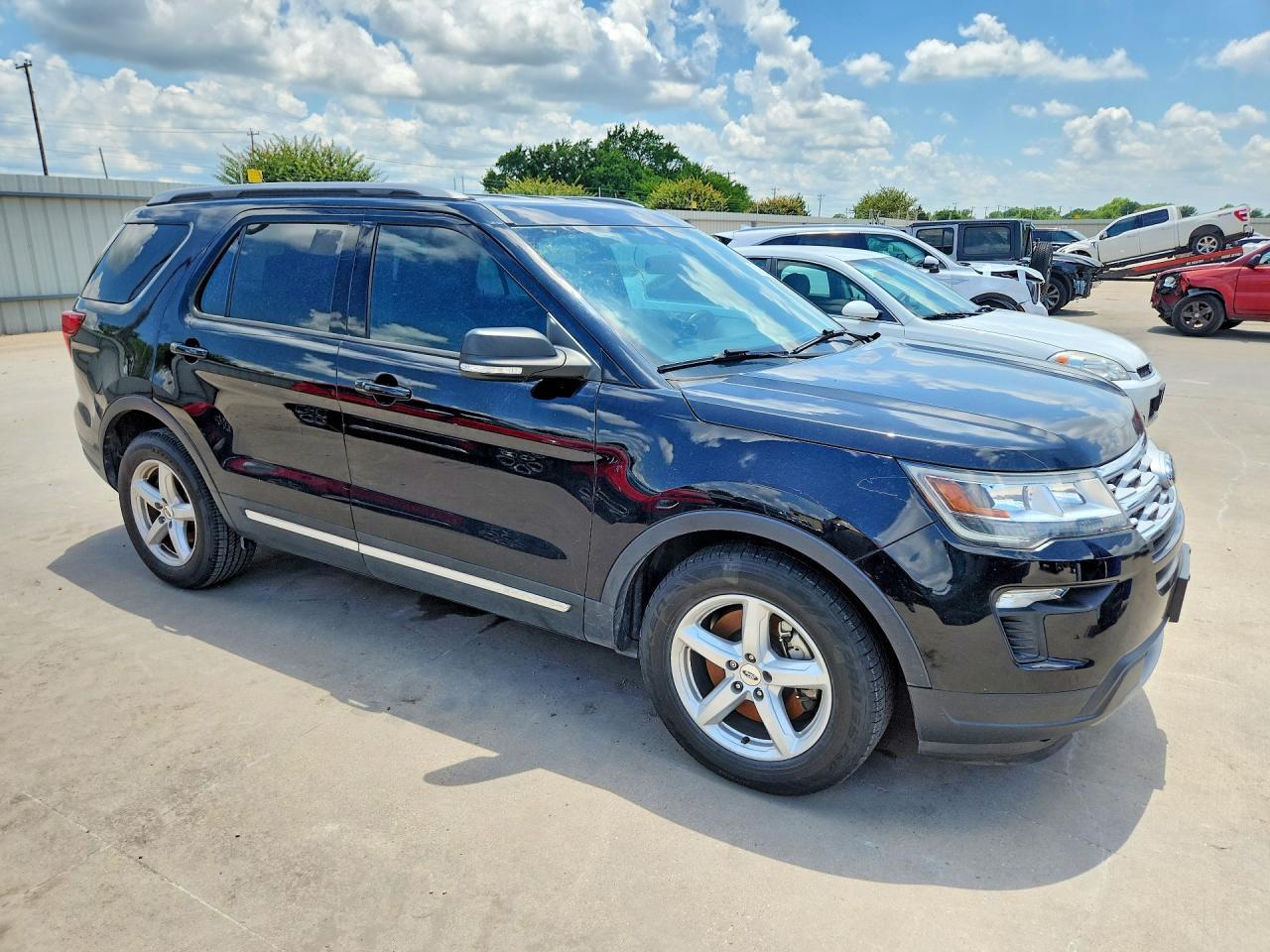 2019 Ford Explorer Xlt - Фото 4