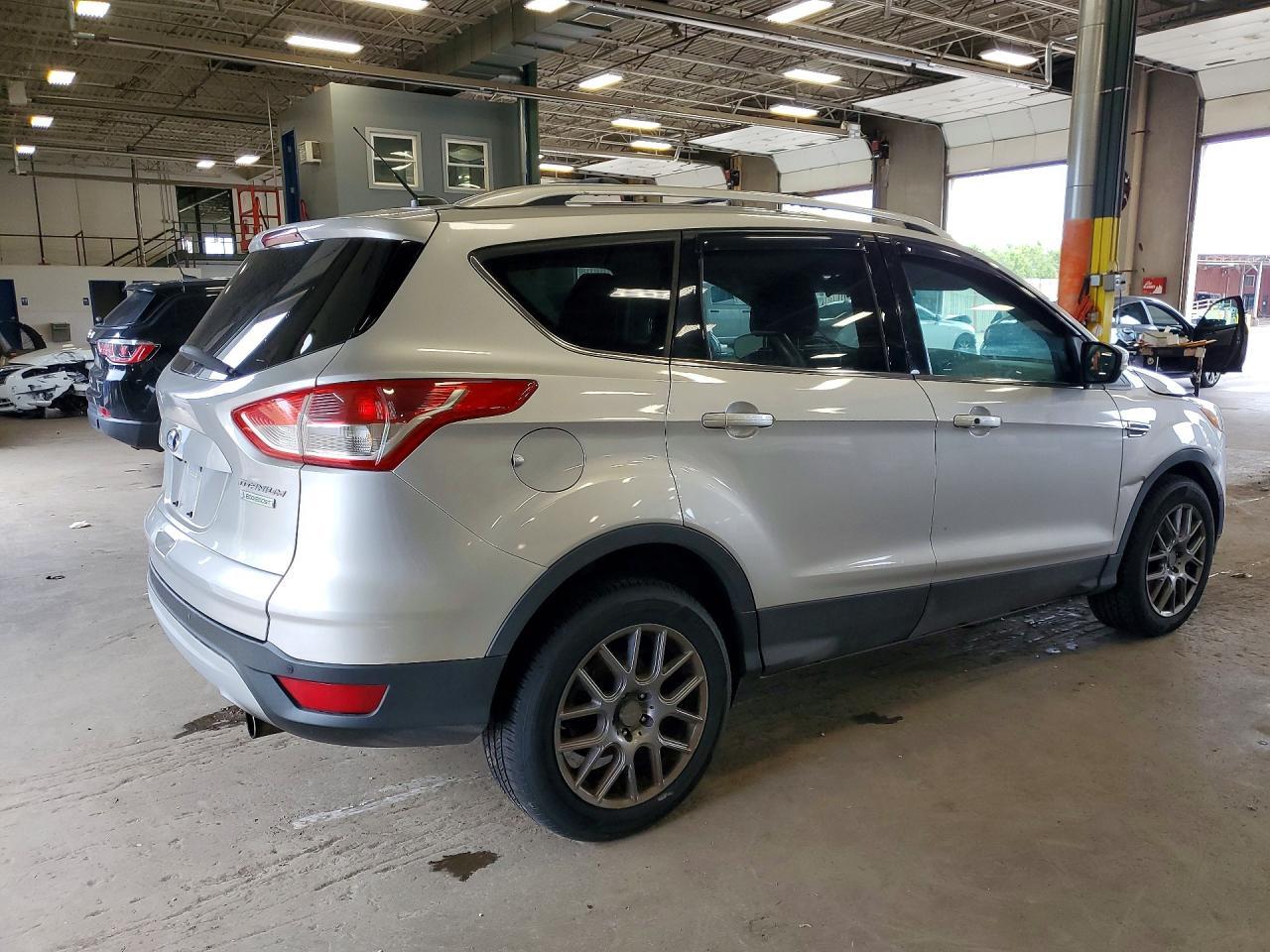 2013 Ford Escape Titanium - Фото 3