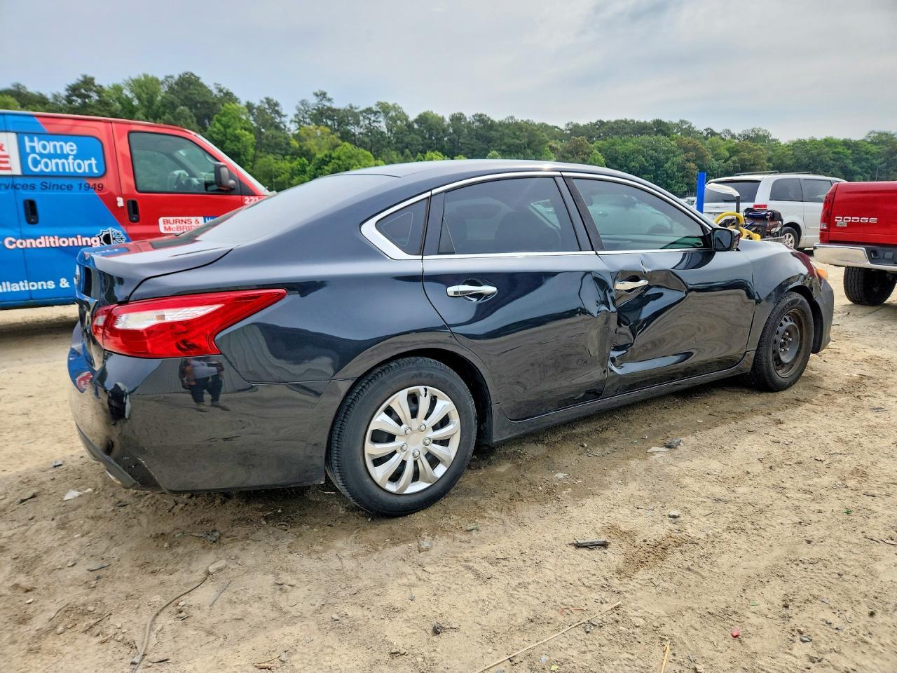 2017 Nissan Altima 2.5 S - Image 3