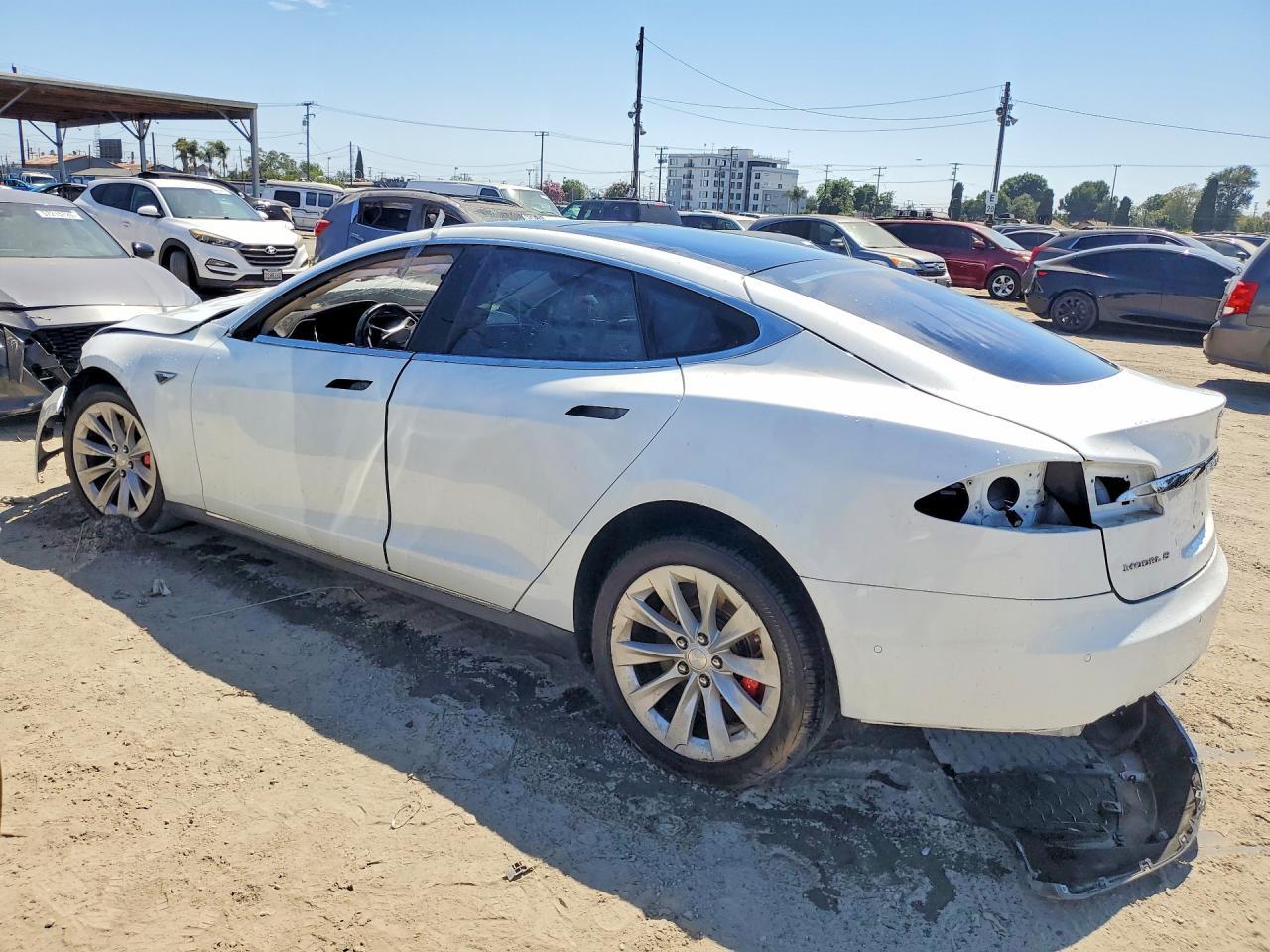 2016 Tesla Model S - Фото 2