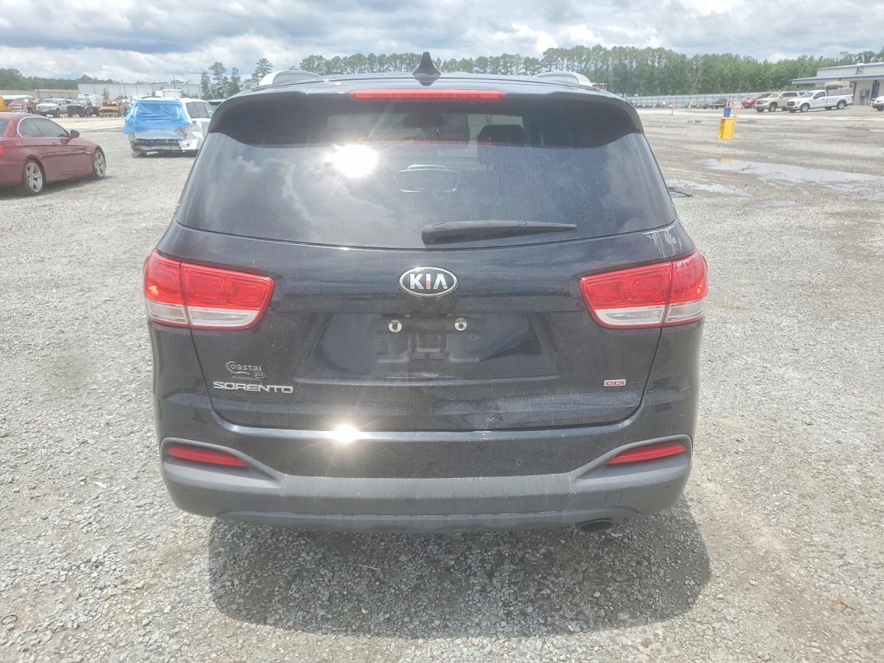 2017 Kia Sorento Lx - Фото 6
