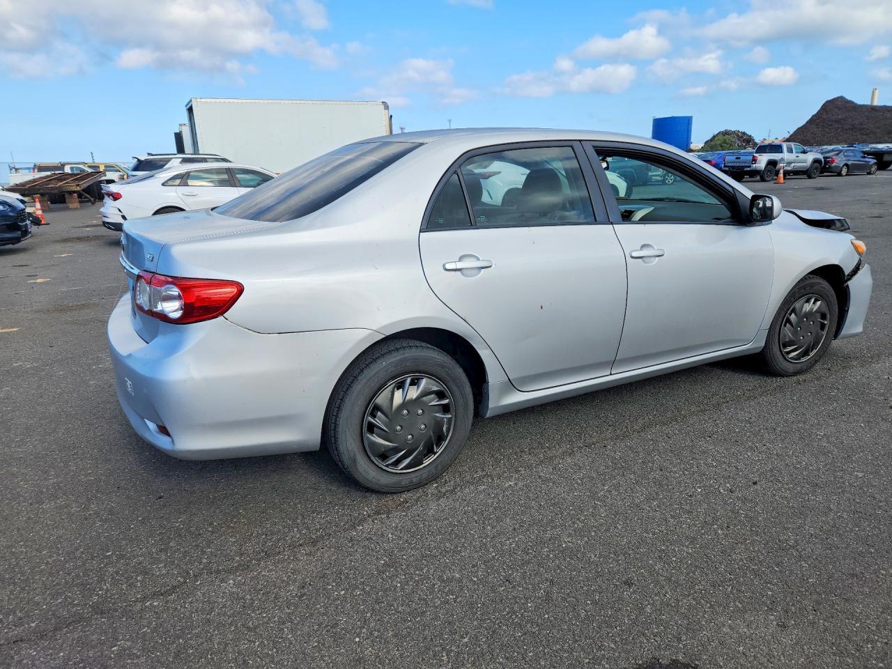 2011 Toyota Corolla Base - Фото 3