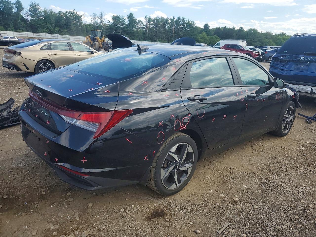 2023 Hyundai Elantra Sel - Фото 3