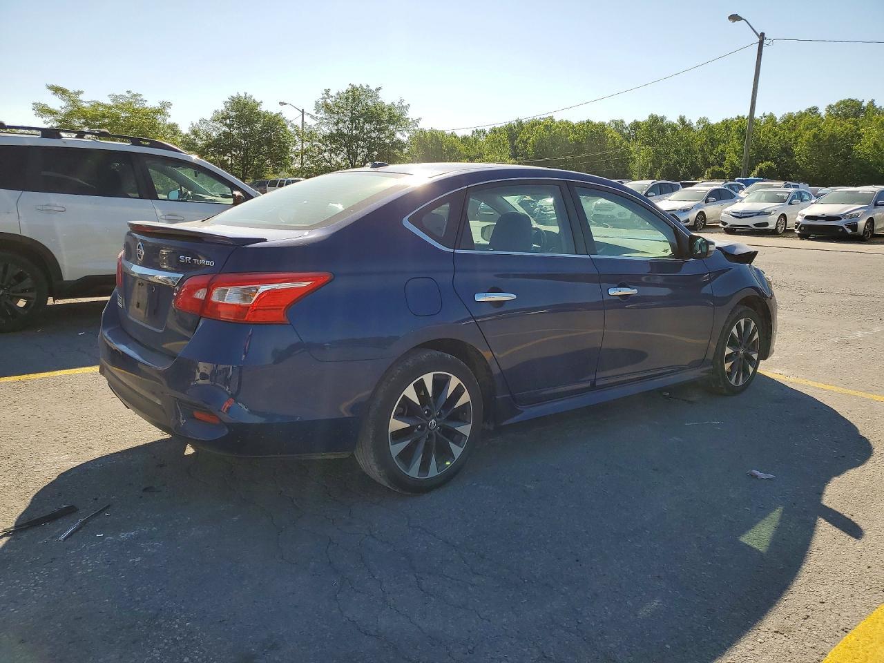 2017 Nissan Sentra Sr Turbo - Фото 3