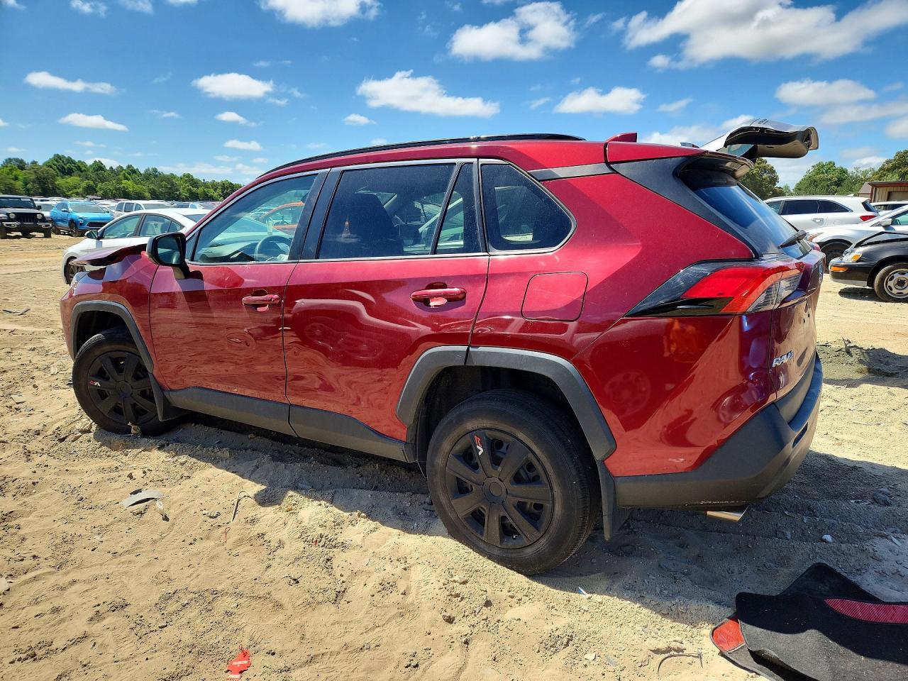 2020 Toyota Rav4 Le - Фото 2
