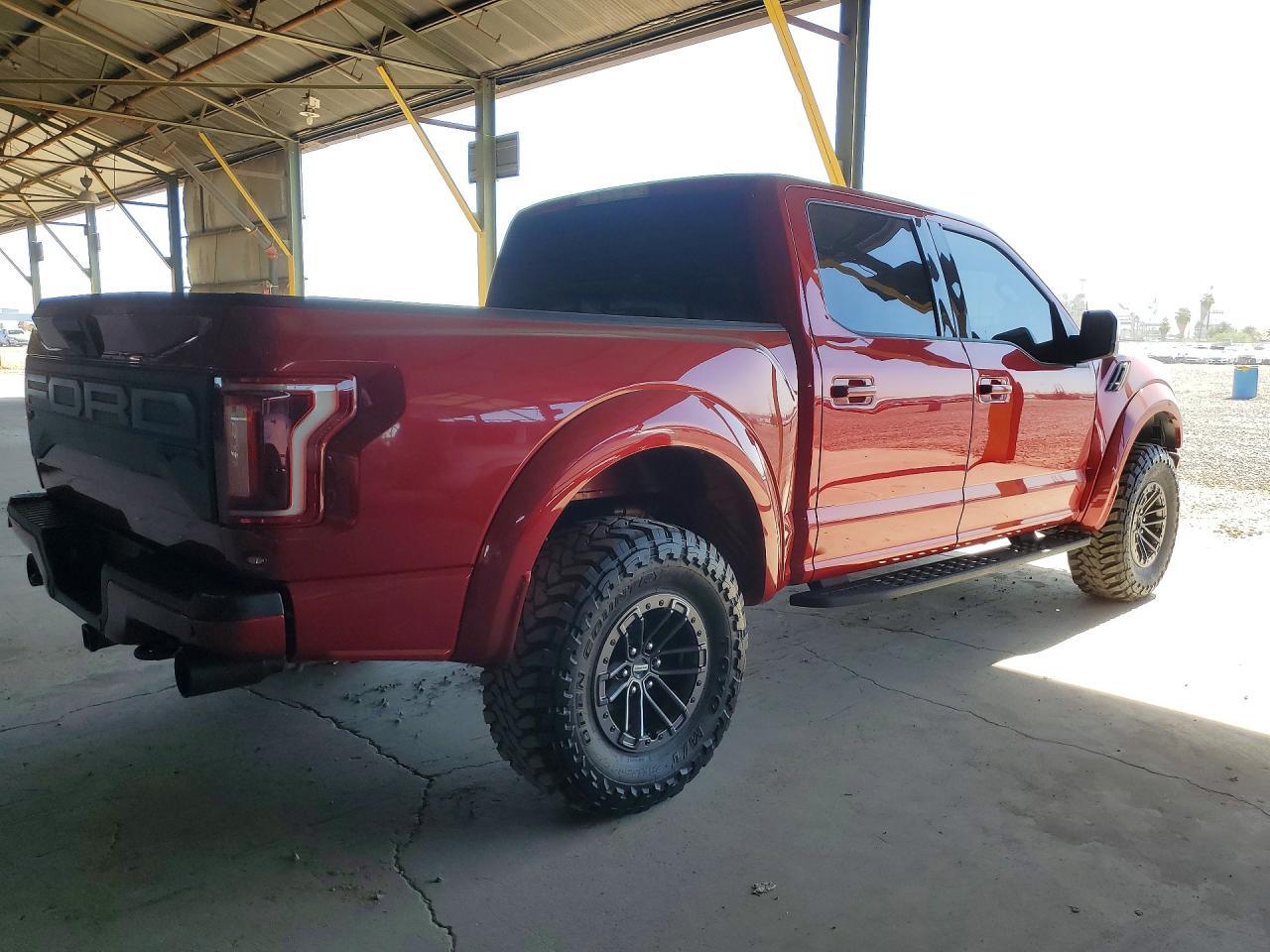 2020 Ford F150 Raptor - Фото 3