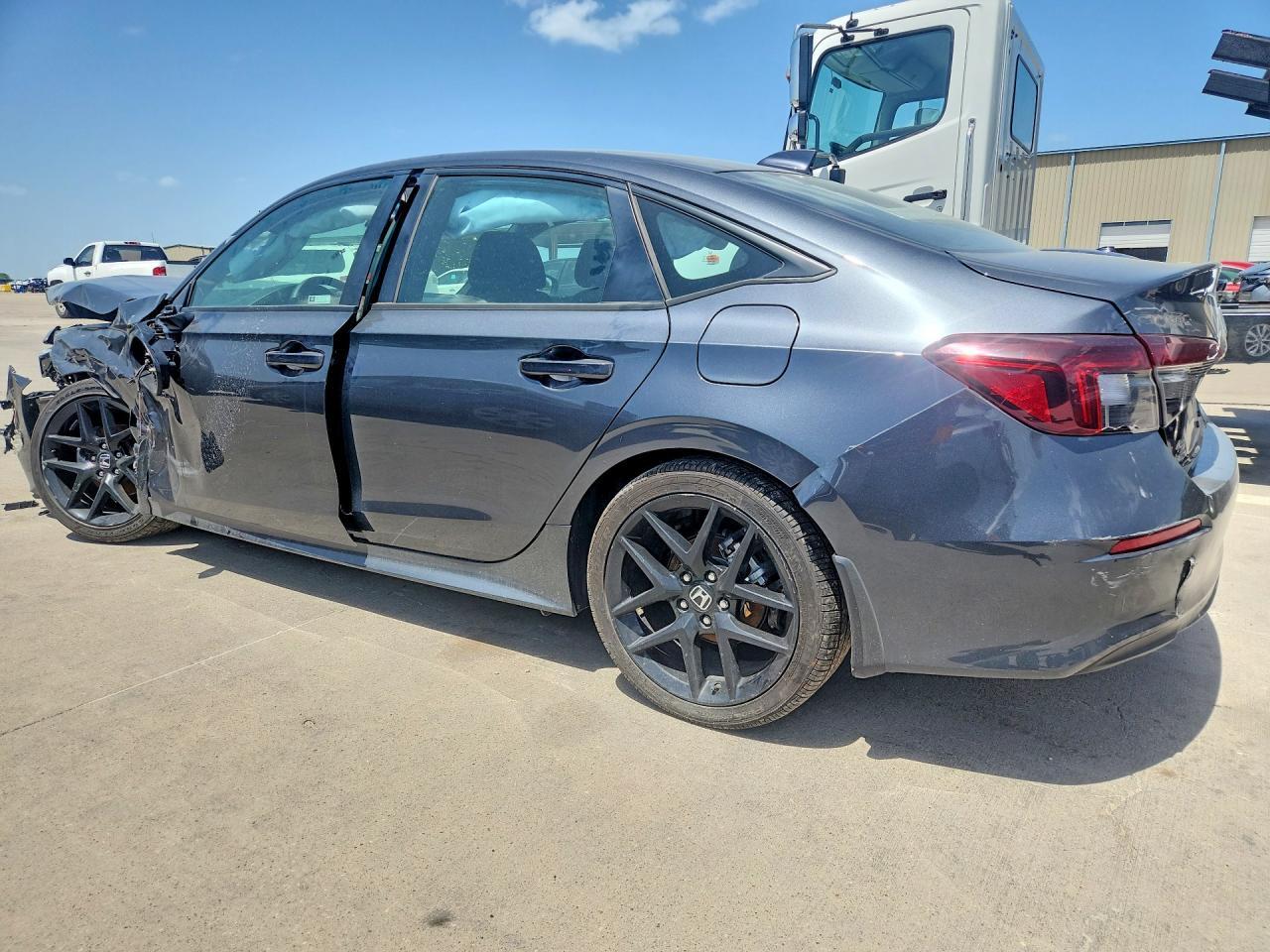 2026 Honda Civic Sport - Фото 2